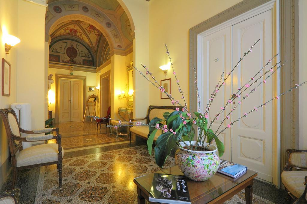 Liana Firenze