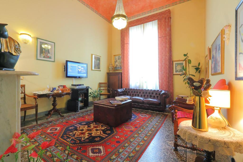 Liana Firenze